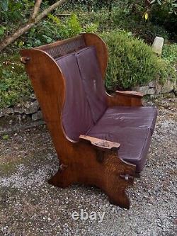 A Nigel Griffiths Oak Two Seater Leather Fireside Chair Settee Winged Armchair