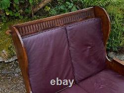 A Nigel Griffiths Oak Two Seater Leather Fireside Chair Settee Winged Armchair