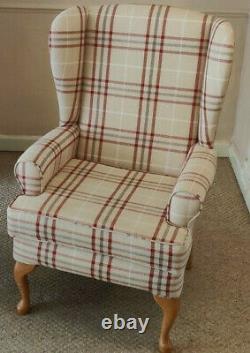 HSL Buckingham Fireside Chair, Petit, in Nobel Check