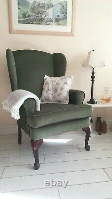 HSL Wing Back Armchair Fireside Chair Queen Anne Legs Wood Frame Green Fabric