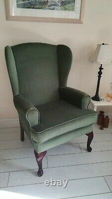 HSL Wing Back Armchair Fireside Chair Queen Anne Legs Wood Frame Green Fabric