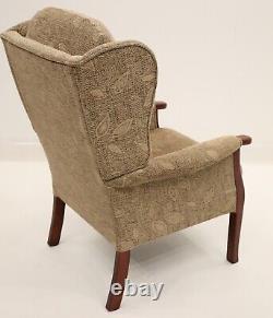 Jilly Wingback Easy Fireside Chair Hardly Used Button Back FREE UK Delivery