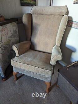 Parker knoll Penshurst Classic Fireside Wing Chair & extra headrest