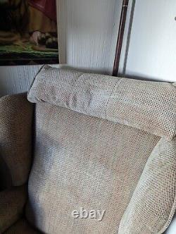 Parker knoll Penshurst Classic Fireside Wing Chair & extra headrest