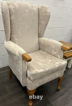 WINGBACK HSL Helmsley FIRESIDE CHAIR Wood Finish ex Display Local? RRP£899