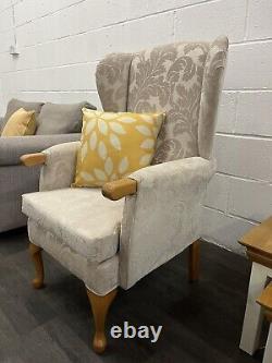 WINGBACK HSL Helmsley FIRESIDE CHAIR Wood Finish ex Display Local? RRP£899